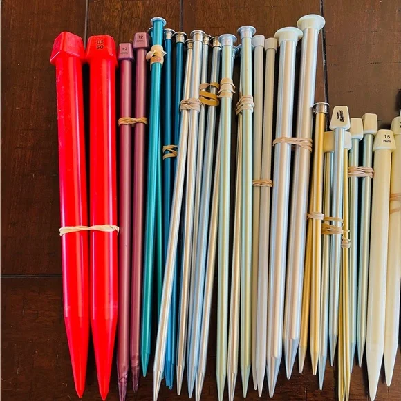 Colorful Knitting Needle Sets - Picture 5 of 6